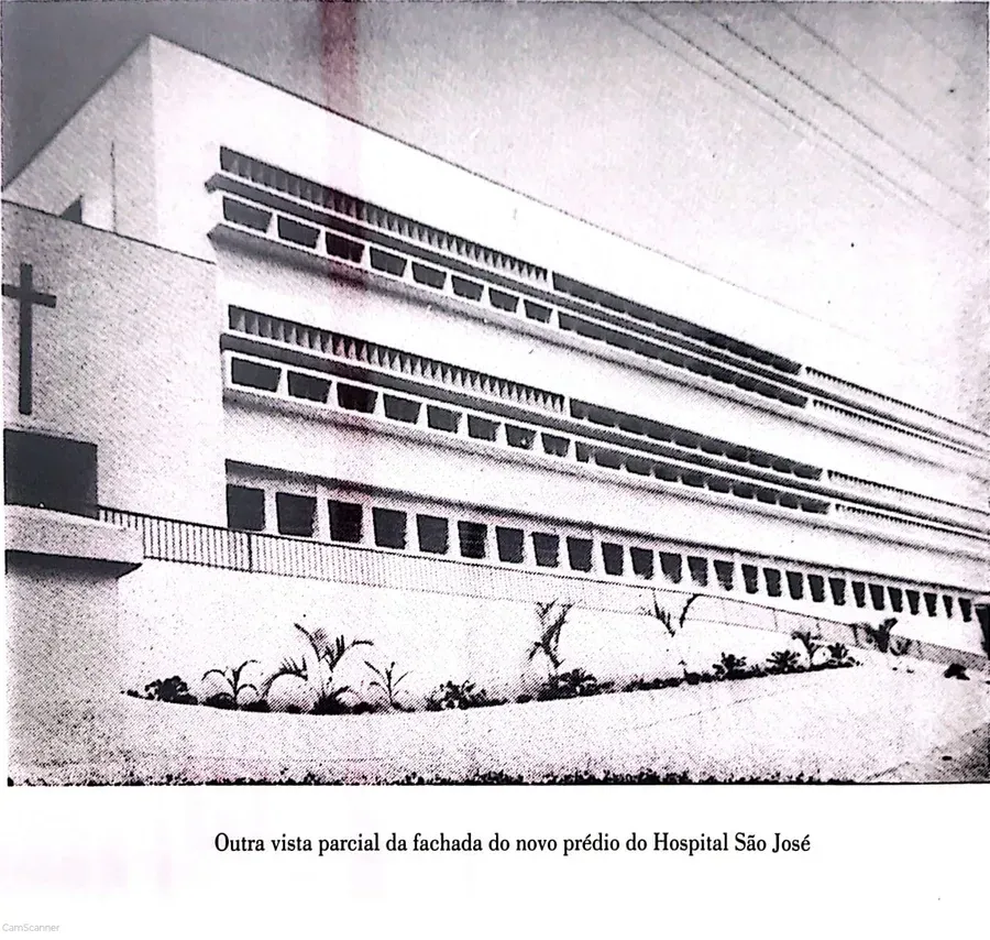 Outra vista parcial da fachada do novo prédio do Hospital São José